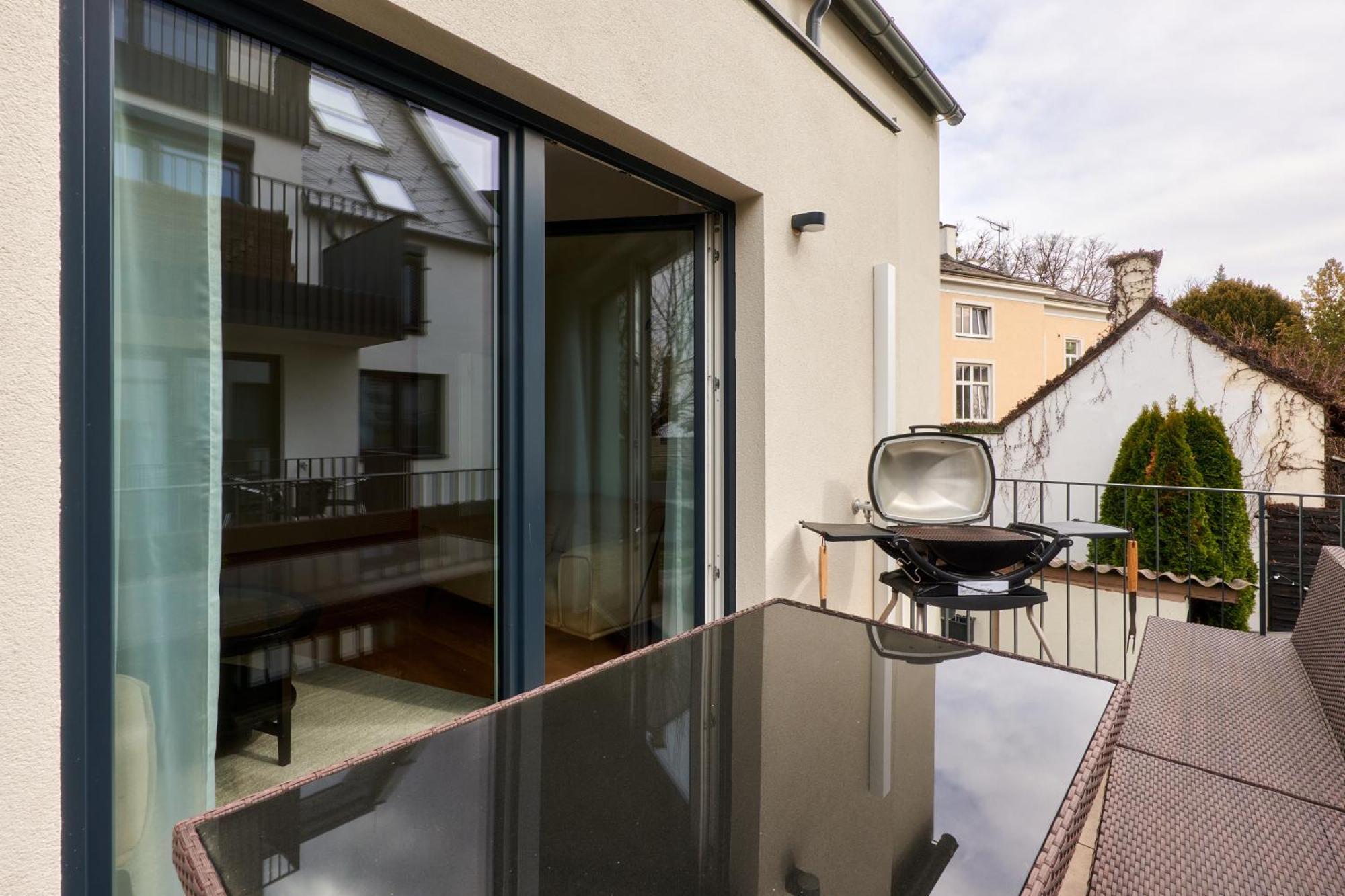 Apartahotel Symphony - Garden, Terrace And Grill *